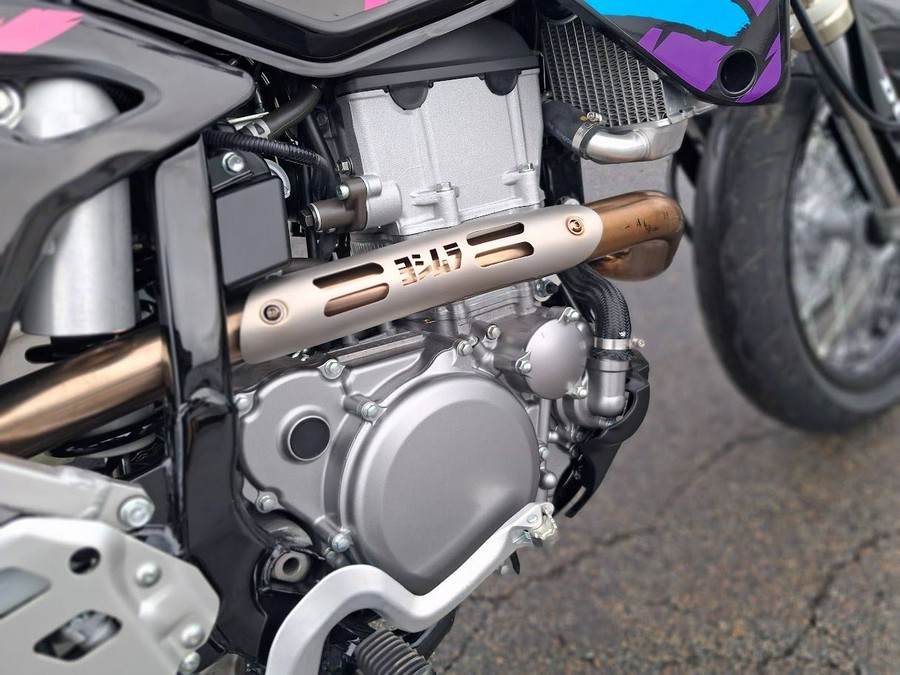 2022 Suzuki DR-Z400SM