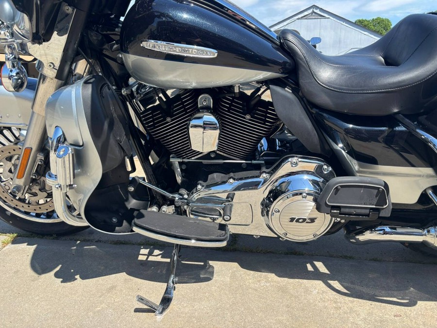 2012 Harley-Davidson Ultra Limited FLHTK