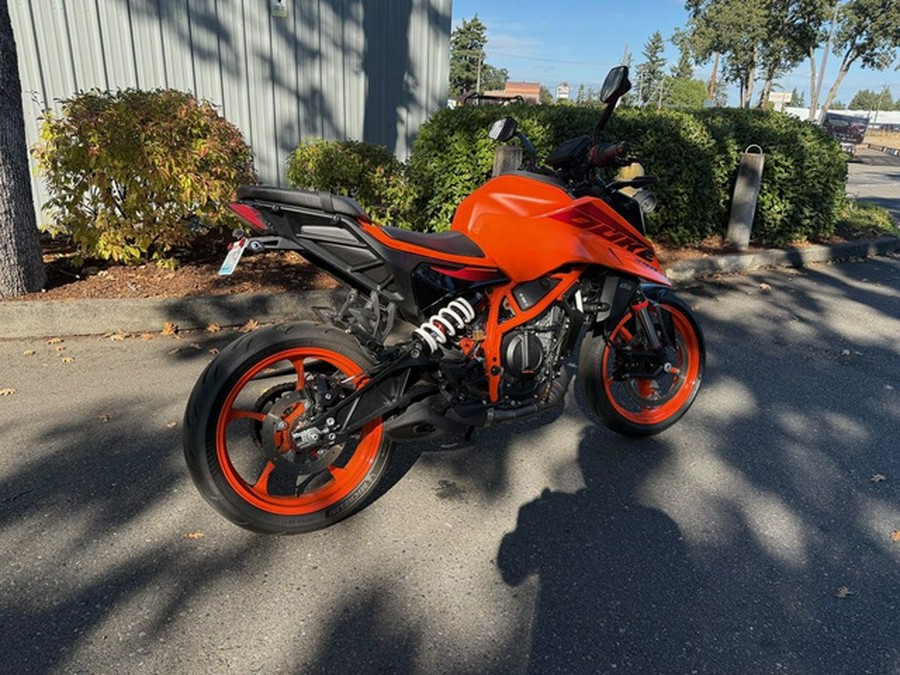 2024 KTM Duke 390
