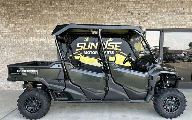 2025 Honda Pioneer 1000-6 Deluxe Crew