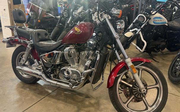 1986 Honda SHADOW VT 700