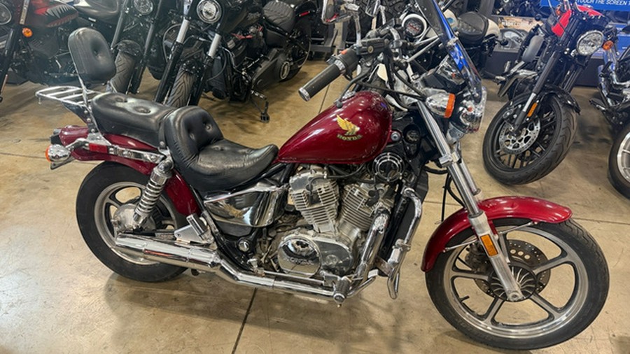 1986 Honda SHADOW VT 700