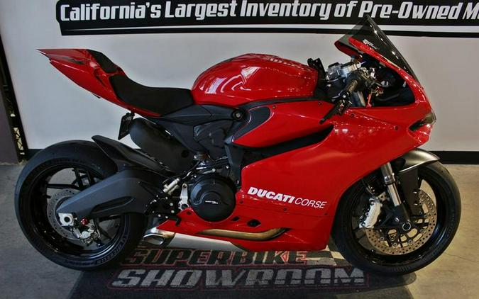 2015 Ducati 899 Panigale Red