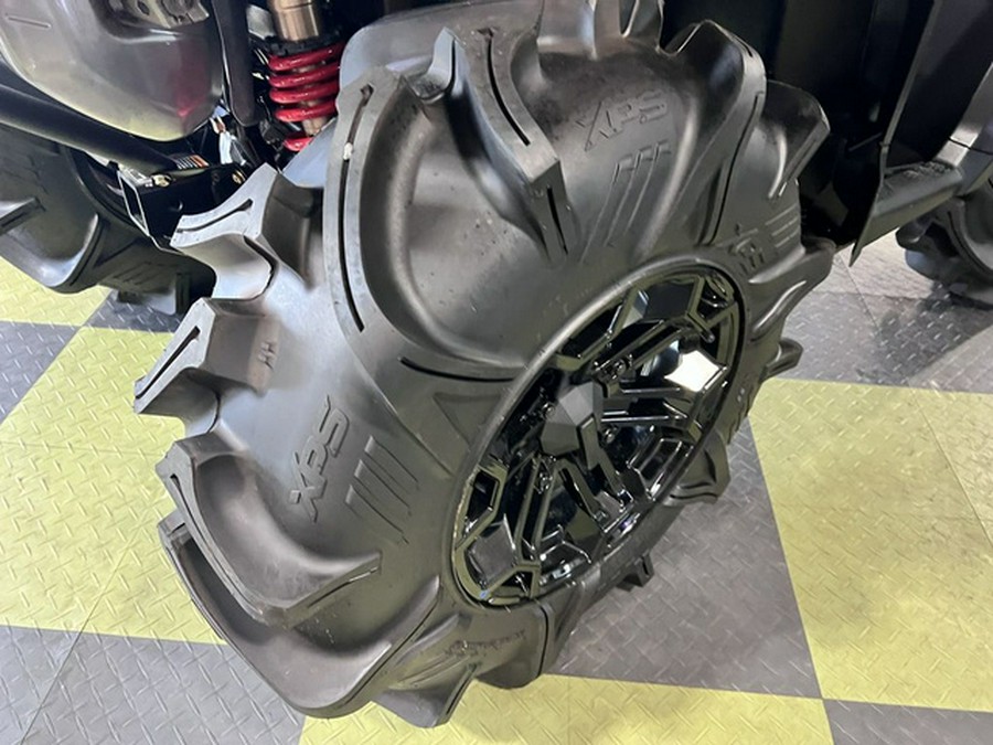 2025 Can-Am Outlander X Mr 1000R Hyper Silver & Legion Red