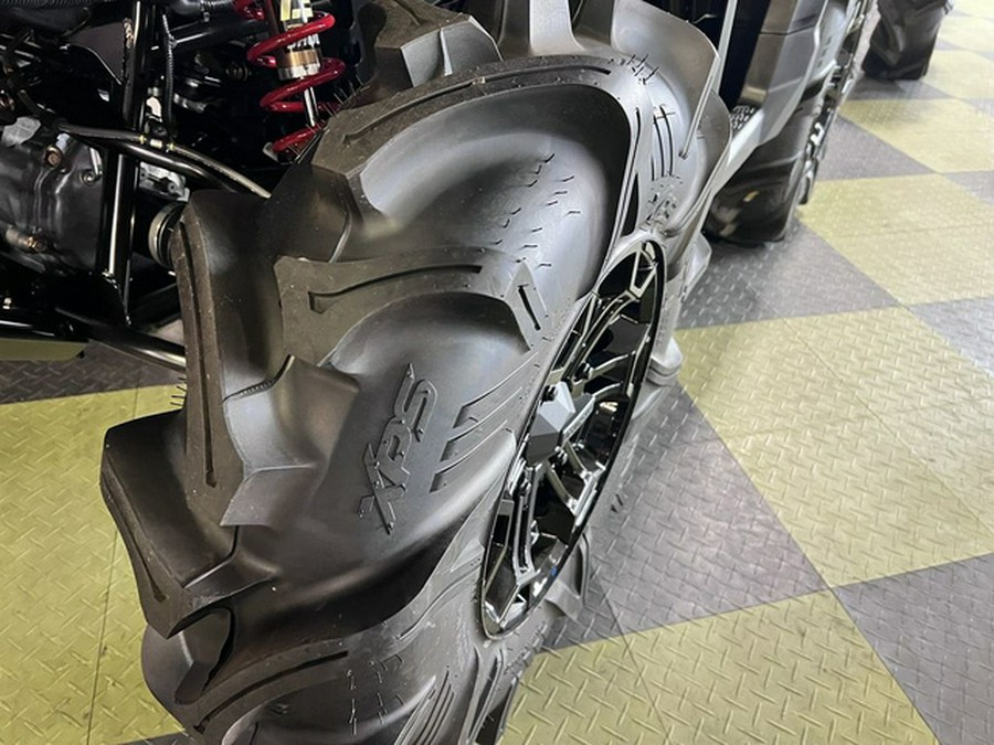 2025 Can-Am Outlander X Mr 1000R Hyper Silver & Legion Red