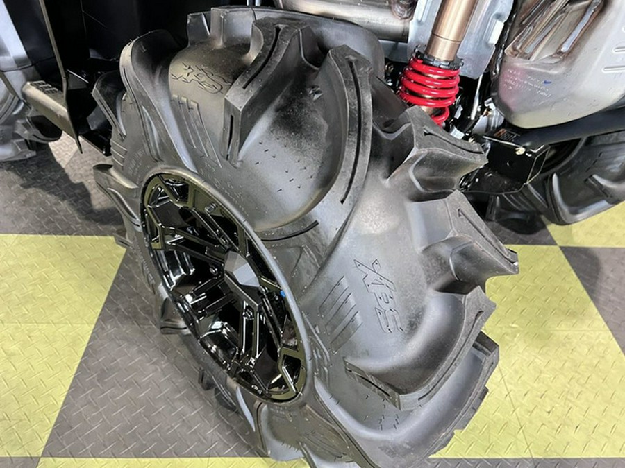 2025 Can-Am Outlander X Mr 1000R Hyper Silver & Legion Red