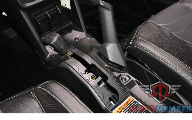 2026 Can-Am Maverick X3 X rc Turbo RR 72