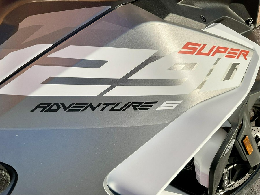 2024 KTM Super Adventure 1290 S