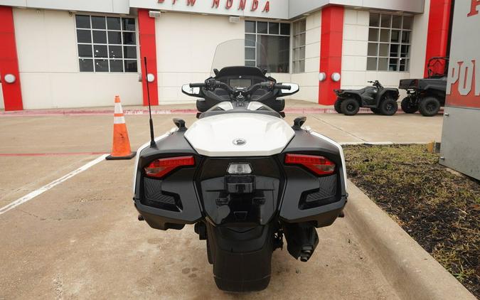 2020 Can-Am Spyder RT Base