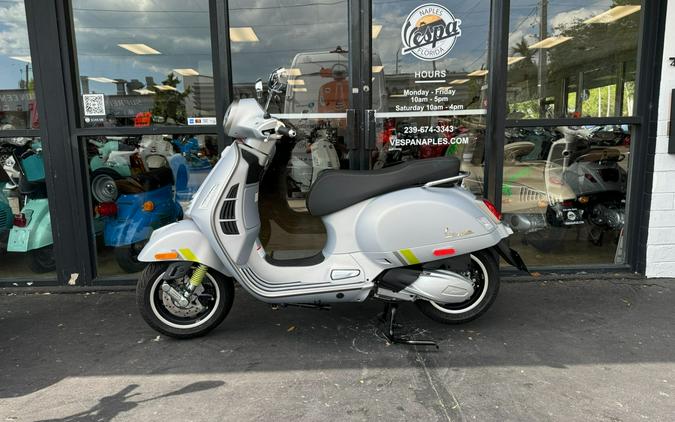 2024 Vespa GTS Super 300 Tech