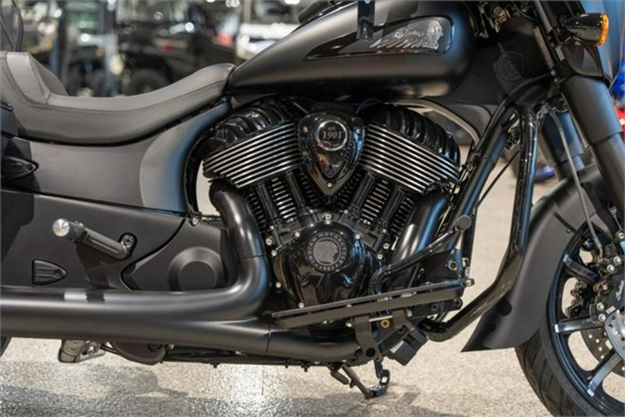 2024 Indian Motorcycle® Chieftain® Dark Horse® w/Powerband Audio Pkg Black Smoke