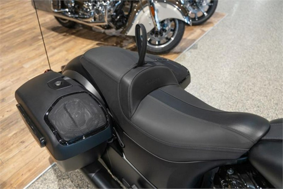 2024 Indian Motorcycle® Chieftain® Dark Horse® w/Powerband Audio Pkg Black Smoke