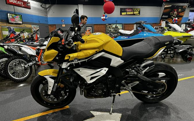 2021 Yamaha MT-10