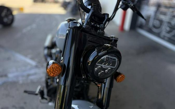 2025 Indian Motorcycle® Chief® Bobber Dark Horse® Storm Gray