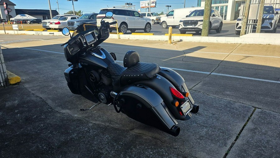 2019 Indian Roadmaster Steel Gray Smoke Thunder Black Smoke