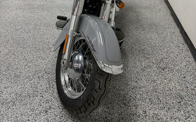 2024 Harley-Davidson® Heritage Classic 114 Billiard Gray w/ Chrome Finish - UO7325