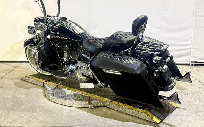 2010 Harley-Davidson® FLHR - Road King®