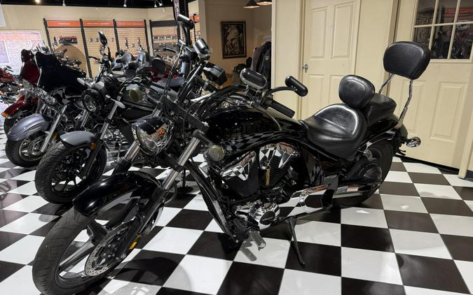 VT1300CS 2013 Sabre