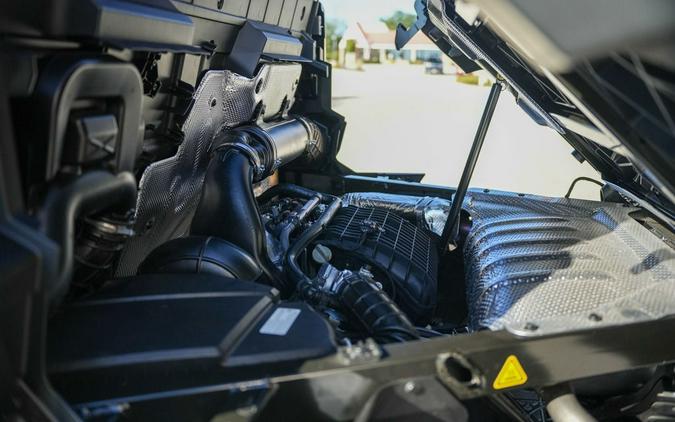 2026 Can-Am® Defender MAX LONE STAR CAB HD11