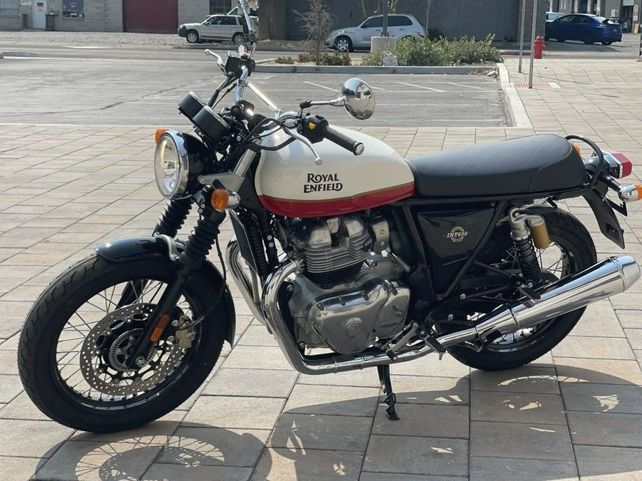 2023 Royal Enfield INT650 Baker Express