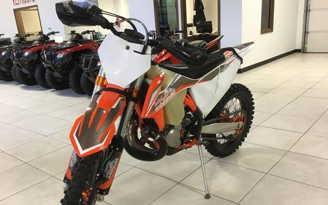 2022 KTM 300 XC-W TPI Erzbergrodeo