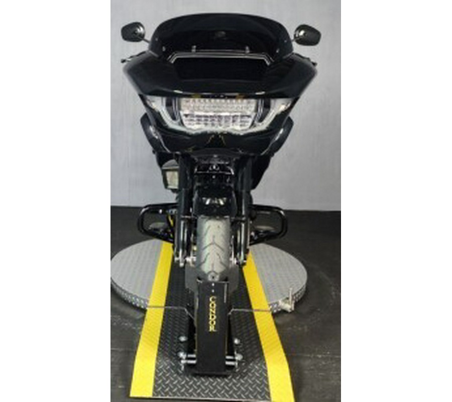 2025 Harley-Davidson Road Glide® FLTRX VIVID BLACK