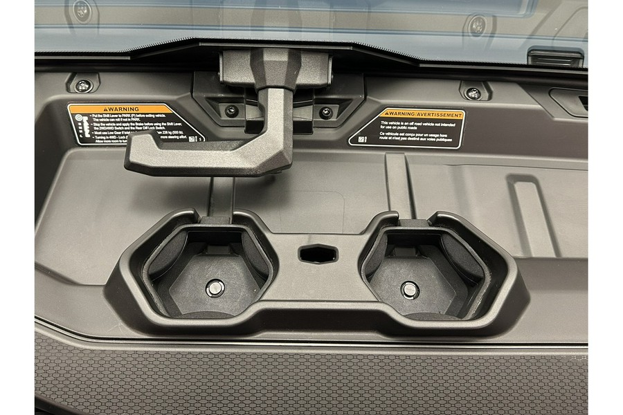 2026 Can-Am Defender LIMITED CAB HD11 Accessorized Demonstrator