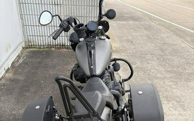 2023 Indian Chief Bobber Dark Horse Titanium Smoke