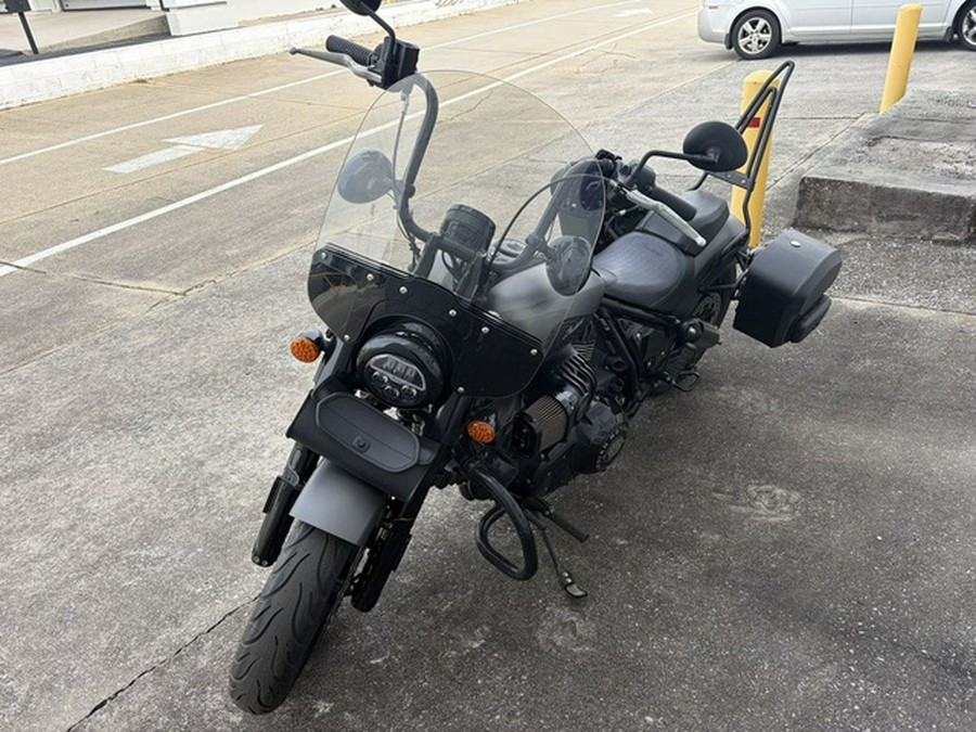 2023 Indian Chief Bobber Dark Horse Titanium Smoke