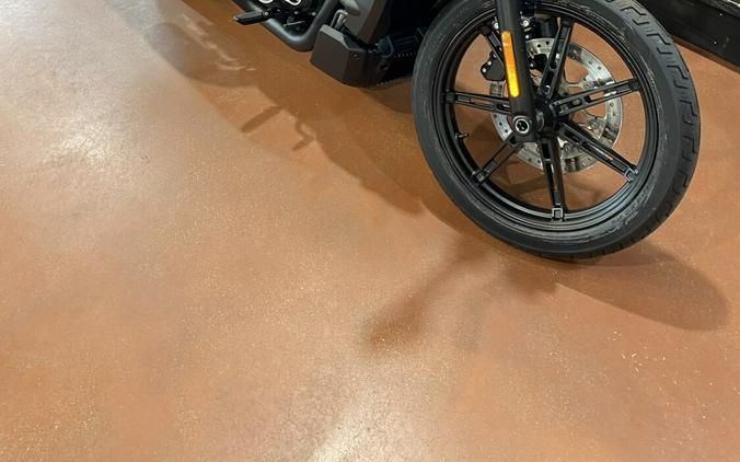 RH975 2026 Nightster