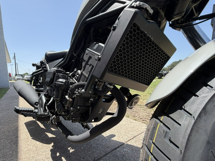 2026 Honda Rebel 300 E-Clutch