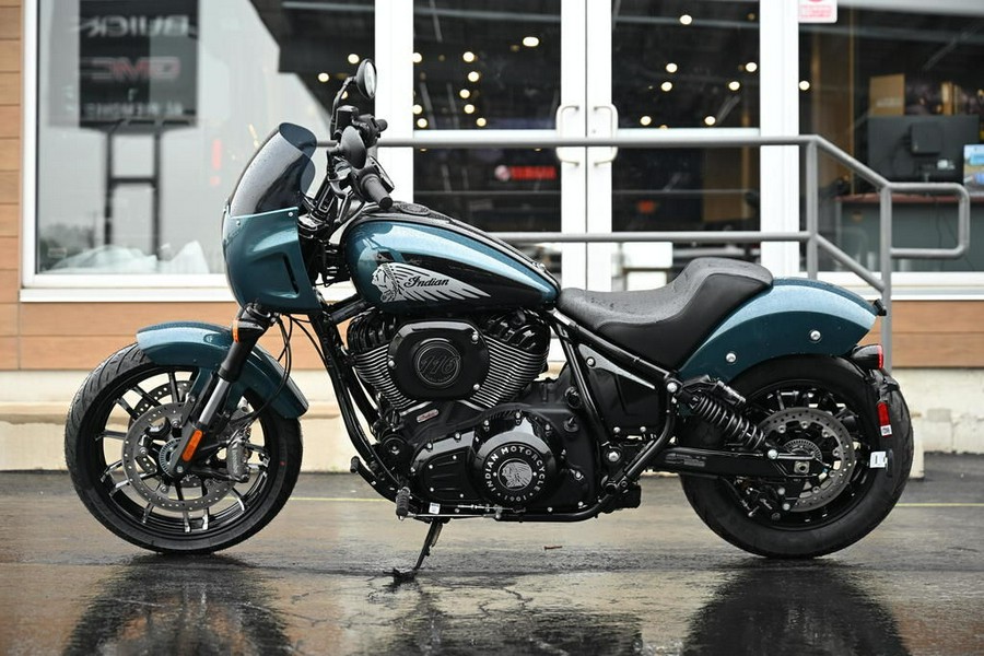 2025 Indian Motorcycle® Sport Chief Cascade Green Metallic