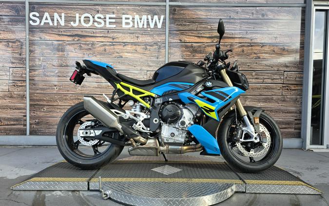 2026 BMW S 1000 R