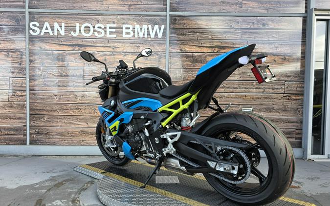 2026 BMW S 1000 R