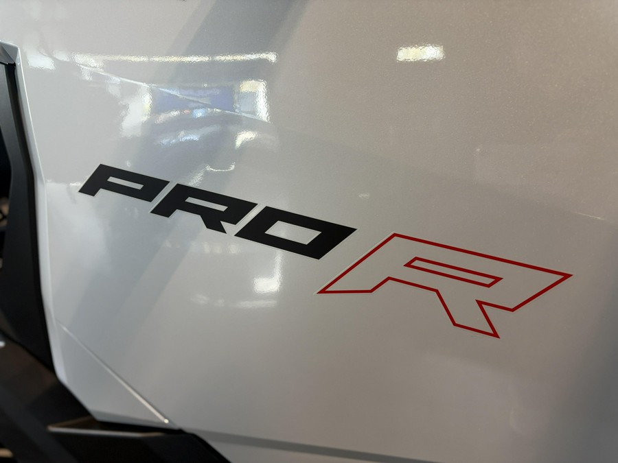 2026 Polaris RZR PRO R 4 ULTIMATE GHOST WHITE METALLIC Ultimate