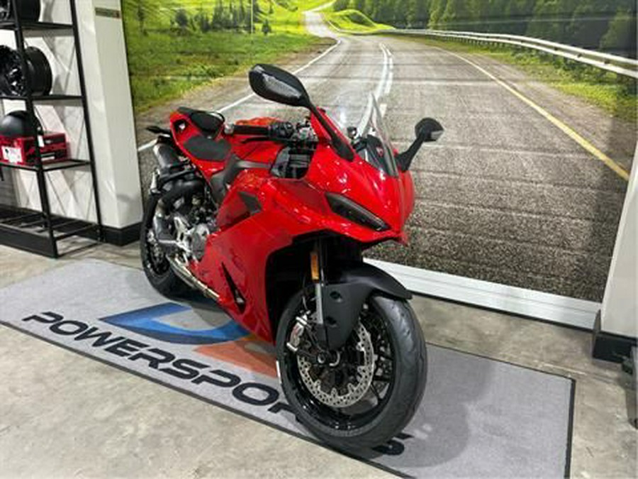2026 Ducati Panigale V2