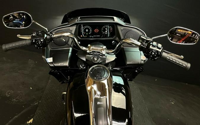 Harley-Davidson Road Glide® 2024 FLTRX VIVID BLACK