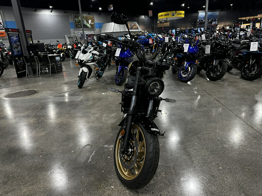 2024 Yamaha XSR700