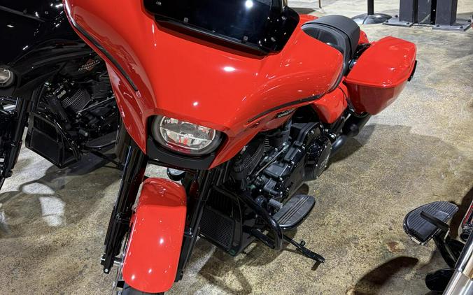 2026 Harley-Davidson Street Glide Blood Orange Black Trim