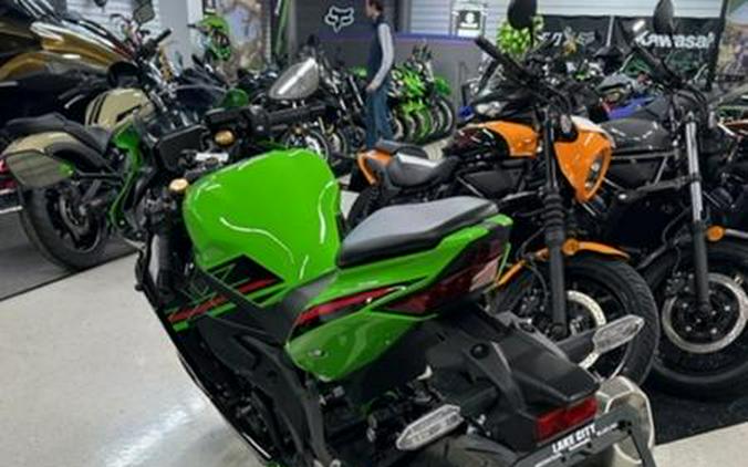 2024 Kawasaki Ninja® ZX™-4RR ABS KRT Edition ABS