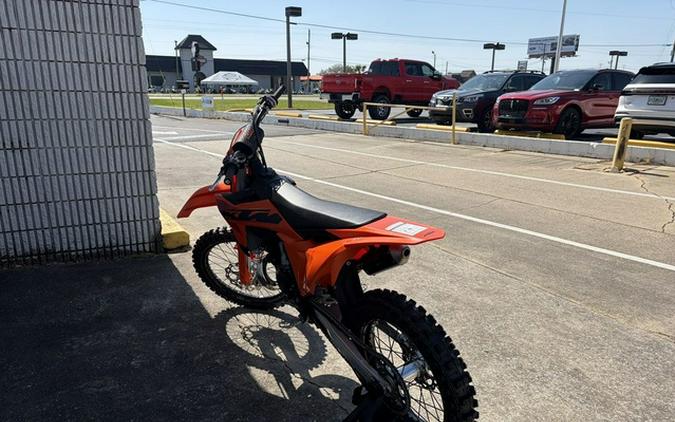 2025 KTM SX 300