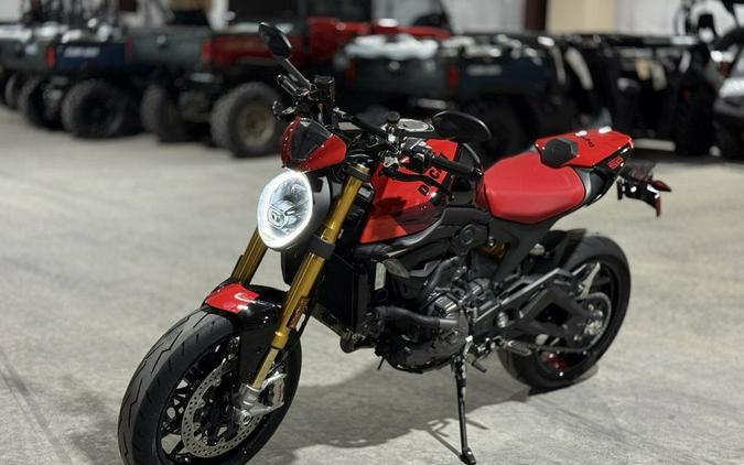2025 Ducati Monster SP