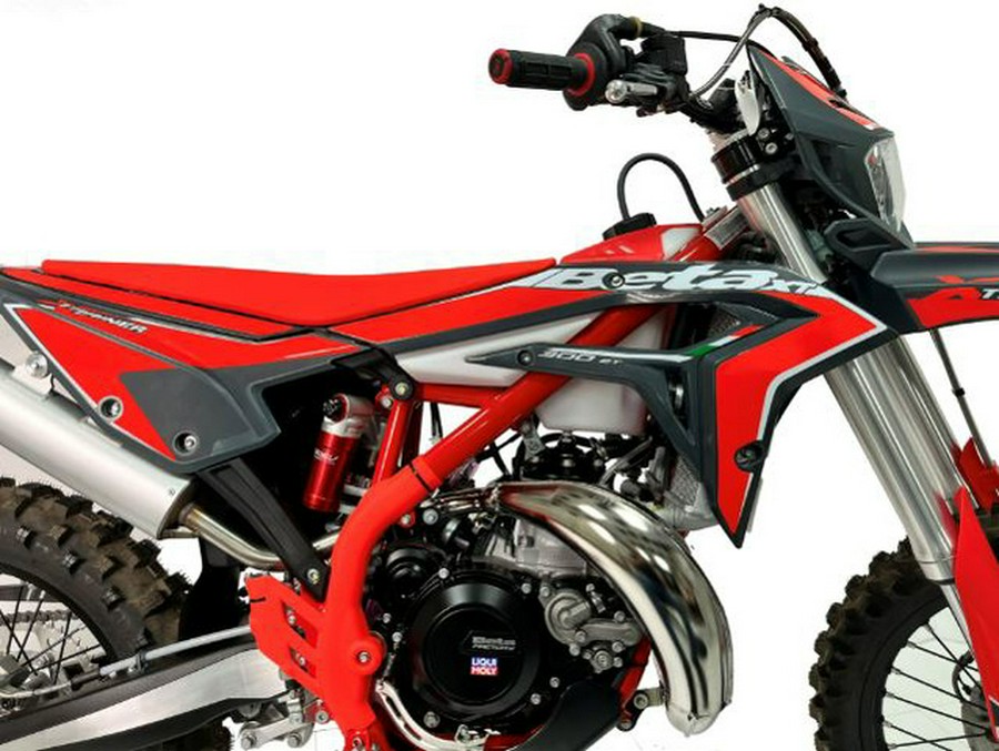 2026 Beta Motorcycles 300 XTRAINER