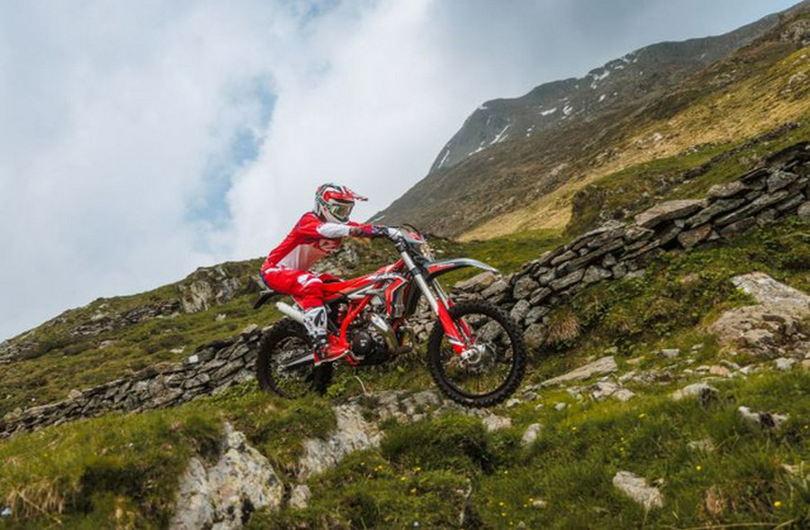 2026 Beta Motorcycles 300 XTRAINER