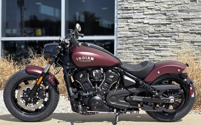 2026 Indian Motorcycle® Scout® Bobber Limited +Tech Maroon Metallic Smoke