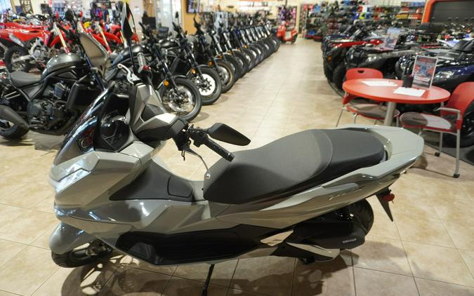 2026 PCX160AT - Honda