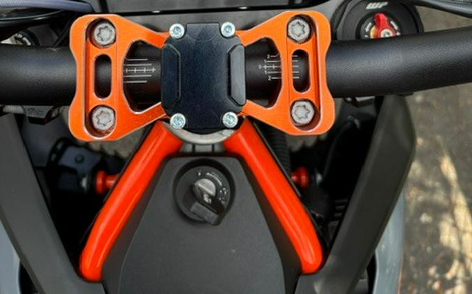 2021 KTM 690 SMC R