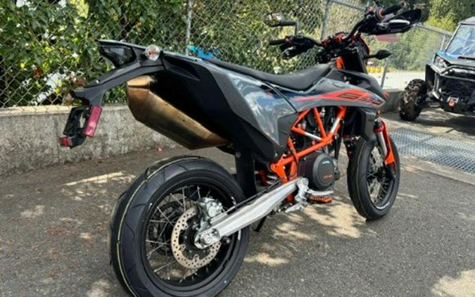 2021 KTM 690 SMC R