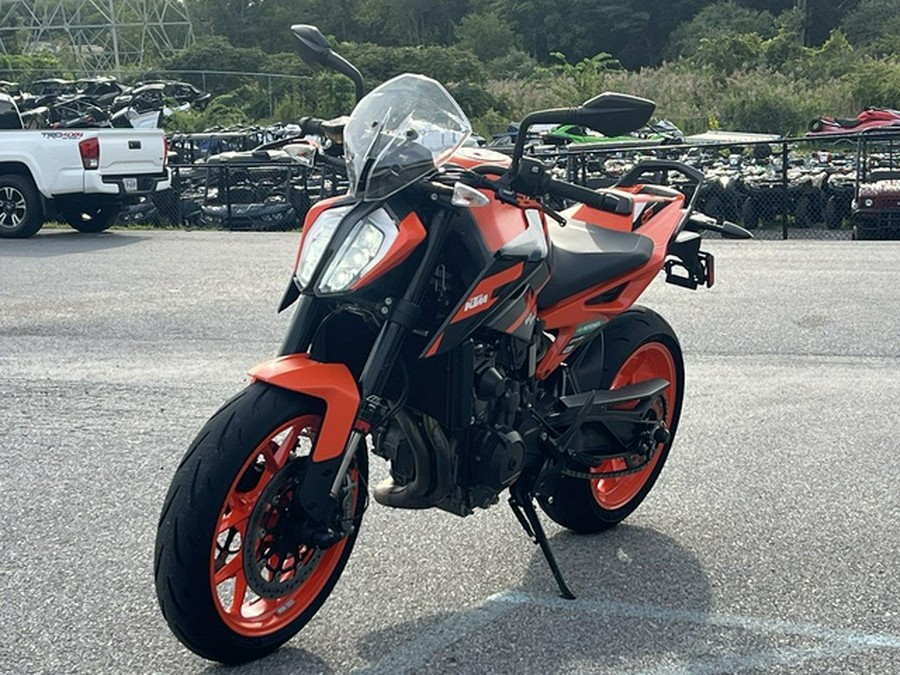 2022 KTM Duke 890 GP