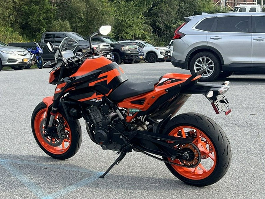 2022 KTM Duke 890 GP